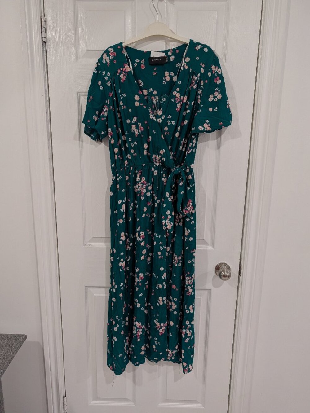 MINKPINK Emerald Green Floral Wrap Maxi Dress L